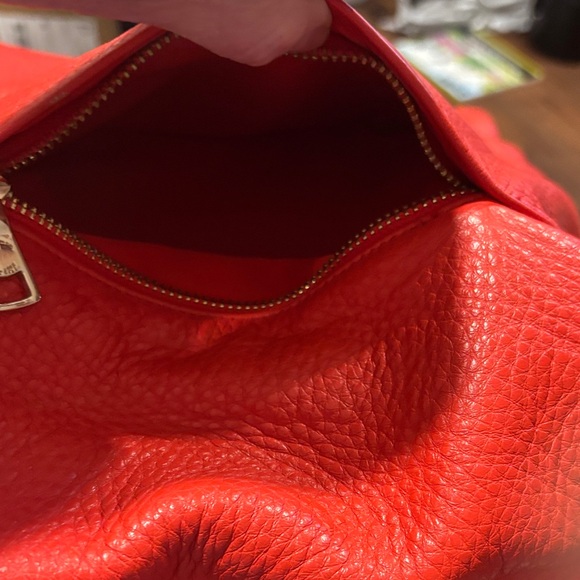 Coach Vibrant Red Leather Shoulder Bag - Picture 4 of 6